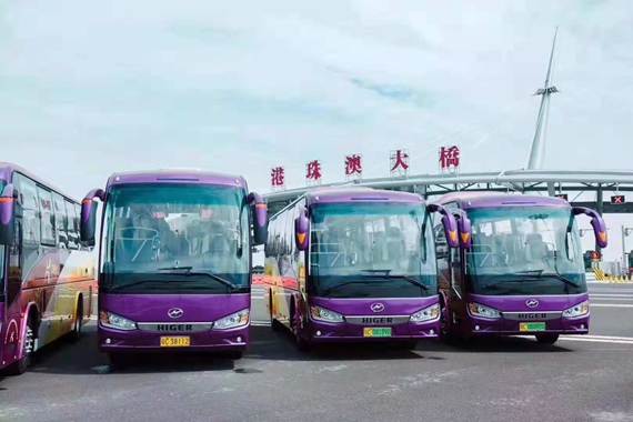 1540366996490476.jpg 說明: 服務港珠澳大橋的海格接駁巴士.jpg