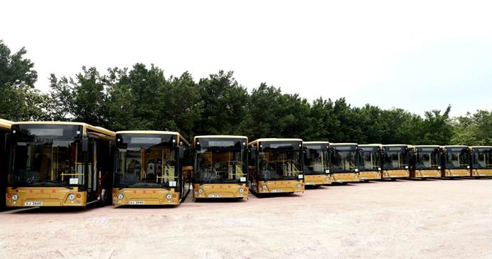 1540366982537953.jpg 說明: 服務港珠澳大橋的斯堪尼亞海格穿梭巴士.jpg