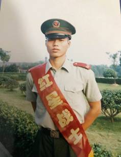 1589447415748582.jpg 軍旅照片5.jpg