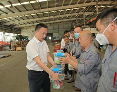 1659421861369145.jpg 慰問1_副本1.jpg