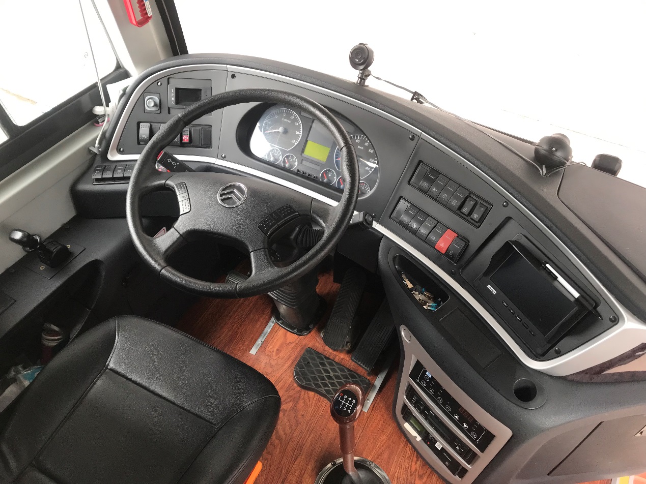 1634027132292238.jpg 1634027132292238.jpg