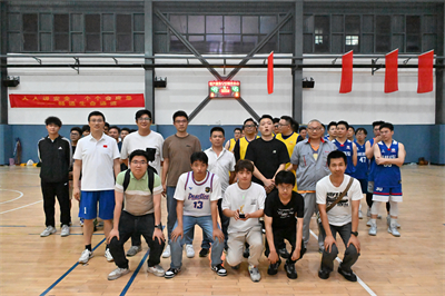 1718863418336654.jpg 7、總工程師李春為生產服務分工會頒“道德風尚獎”.jpg