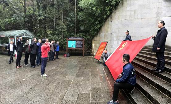 1542954000505147.jpg 474490319326389394