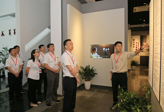 1665558590444856.jpg D14U3615費孝通紀念館學習_副本.jpg