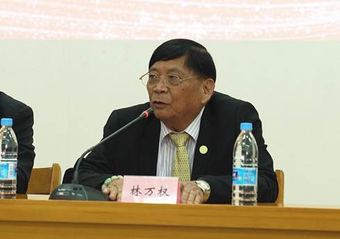 1678859601241831.jpg 4 金旅客車高級顧問林萬權